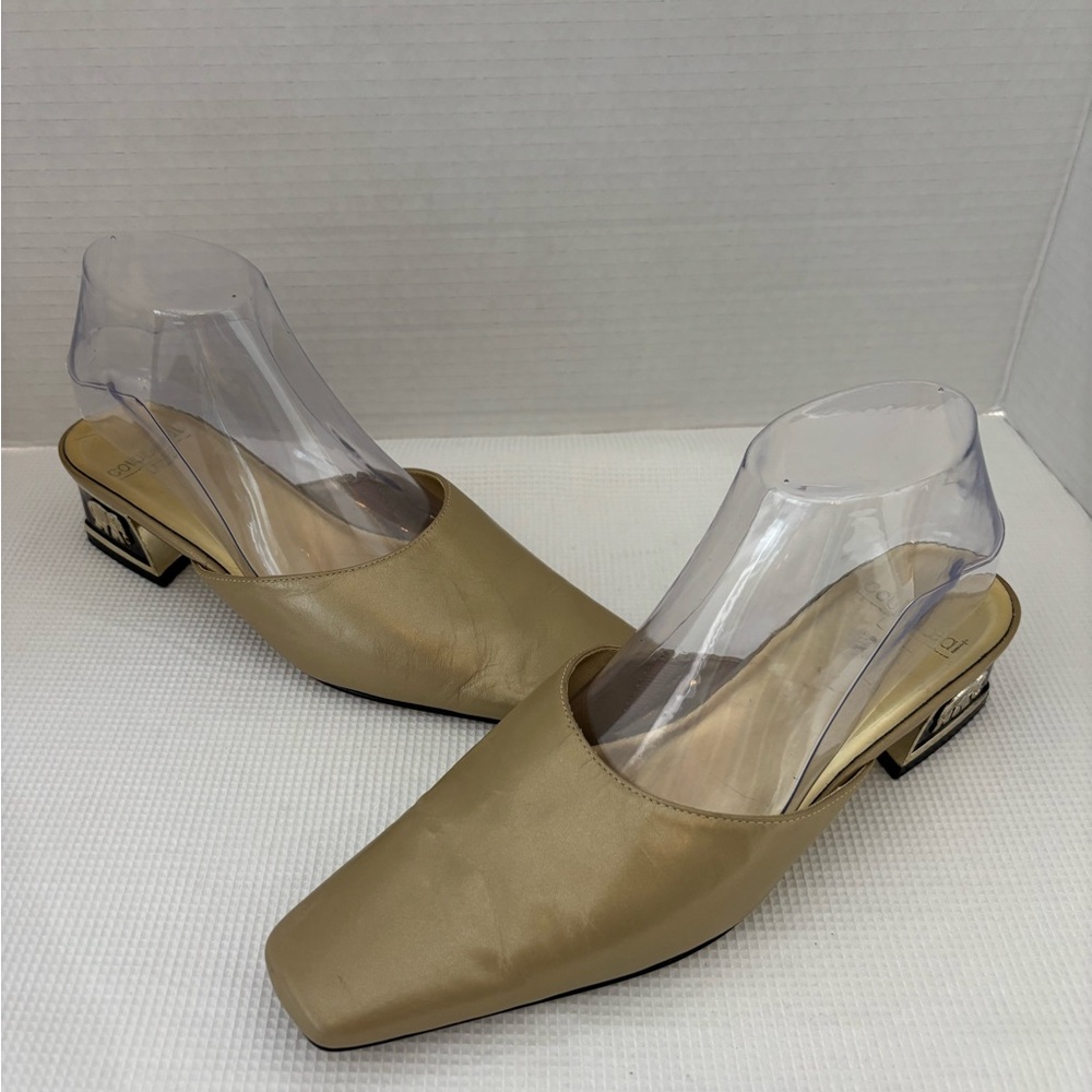 Low Elephant Block Heel Beige Mules